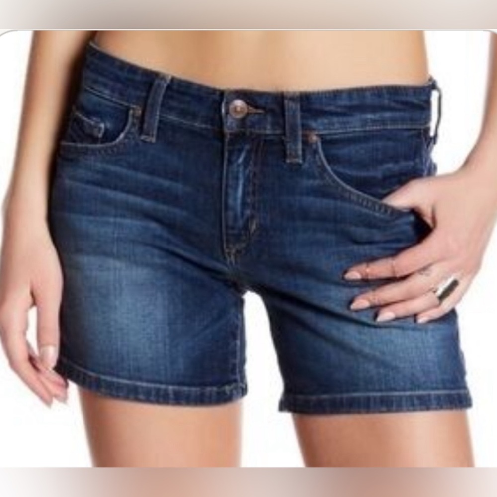 Joe’s women’s dark blue short jean denim size 27